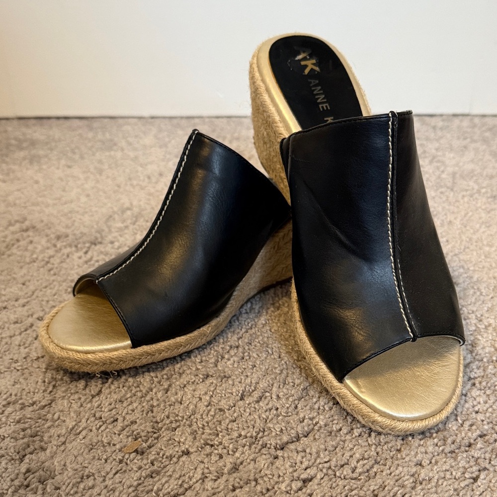 Anne Klein Black and Tan Wedge Mules Sz 7.5